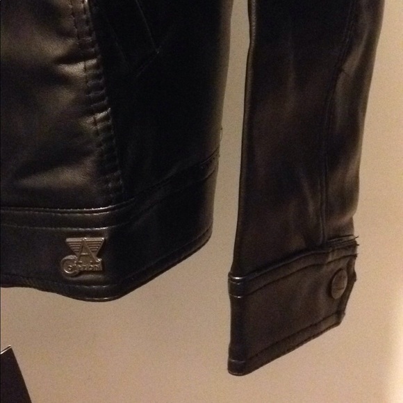 Jacket - Picture 3 of 4